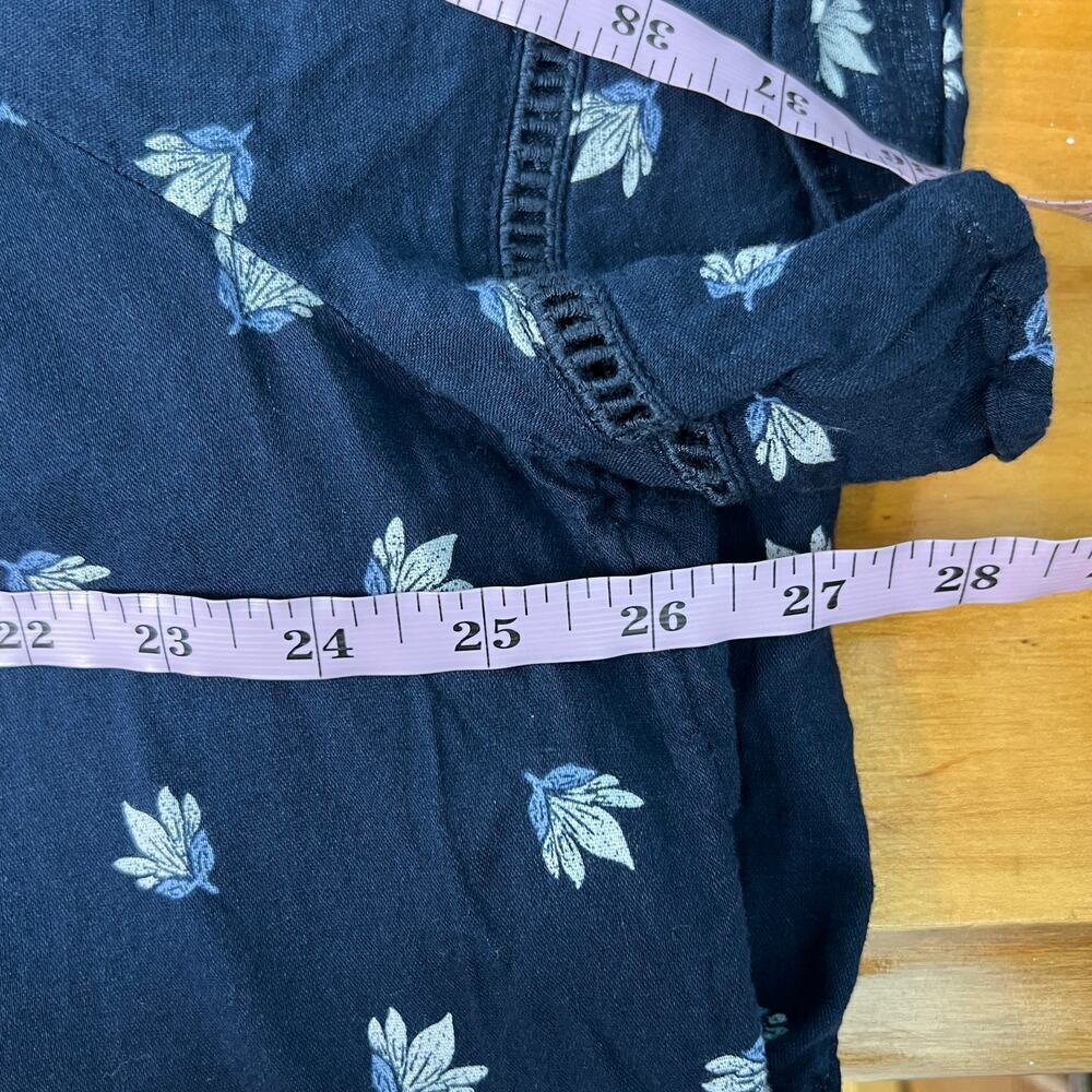 Old Navy Floral Top Women XXL Lightweight Flutter Sleeve Dark Fairy Boho Relaxed - Picture 10 of 12